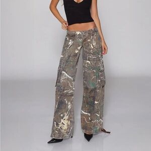 REVICE Amelia Pant/Oakland